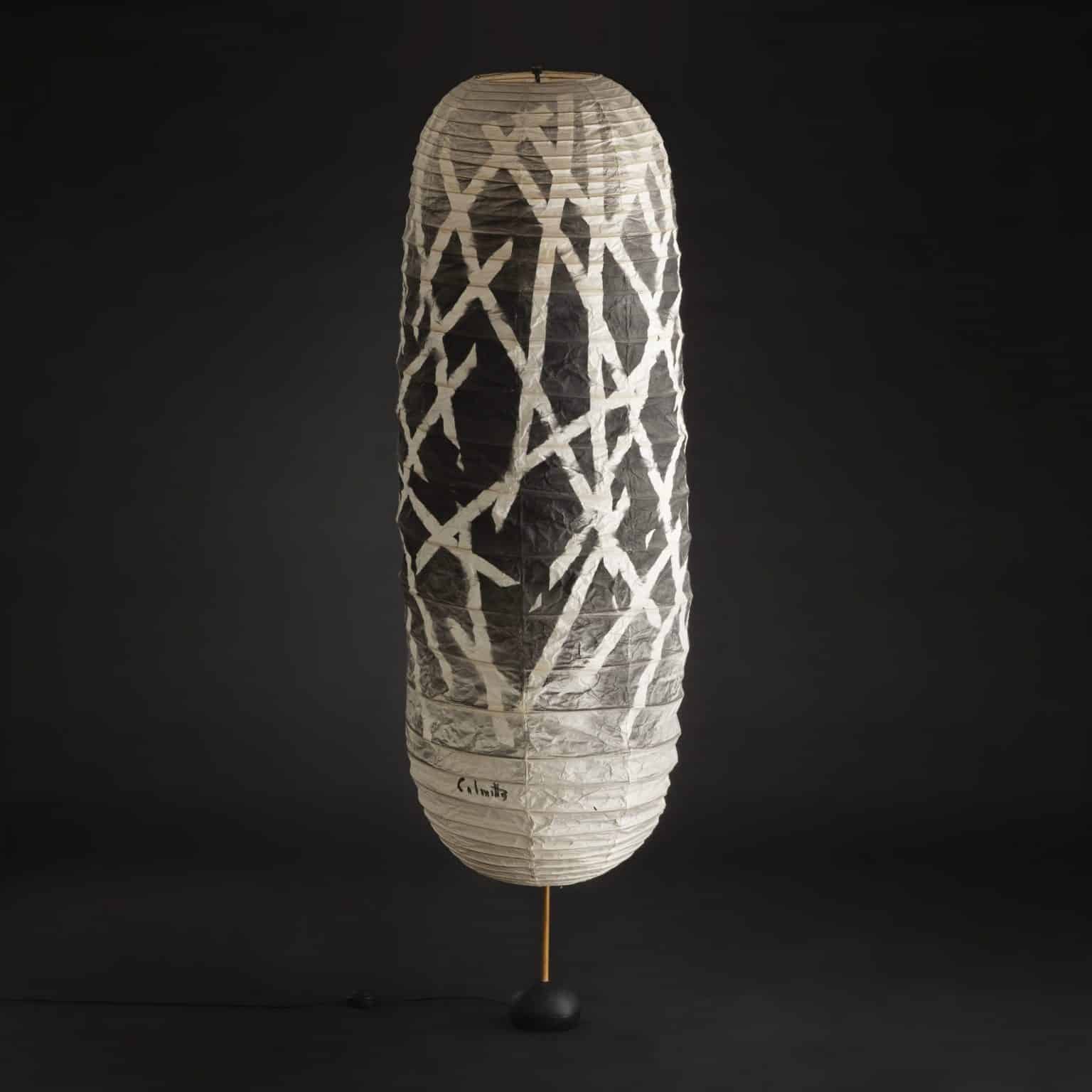 Akari modèle « 32N X Jean-Marie Calmettes » par Isamu Noguchi