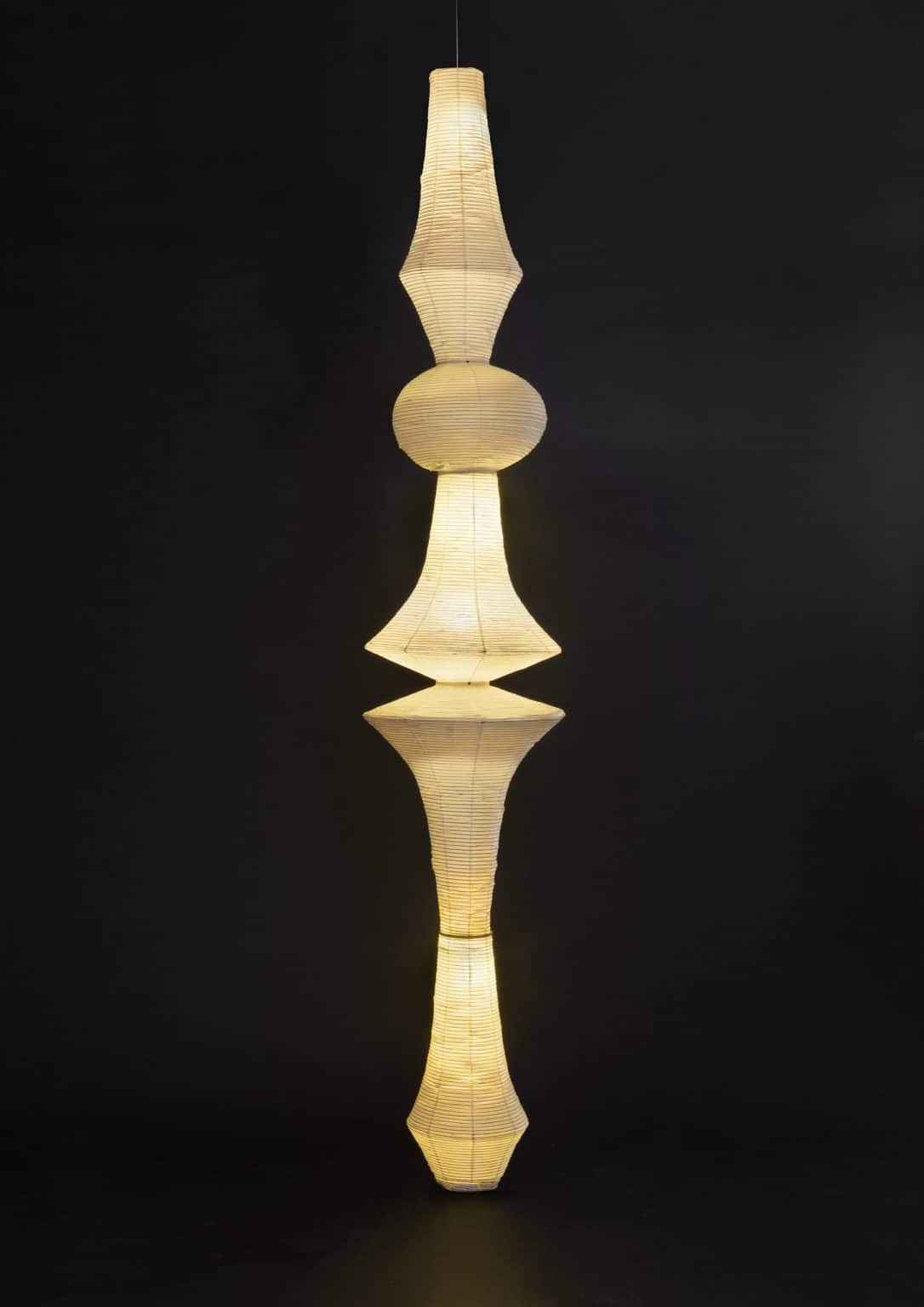 Akari modèle « E » par Isamu Noguchi