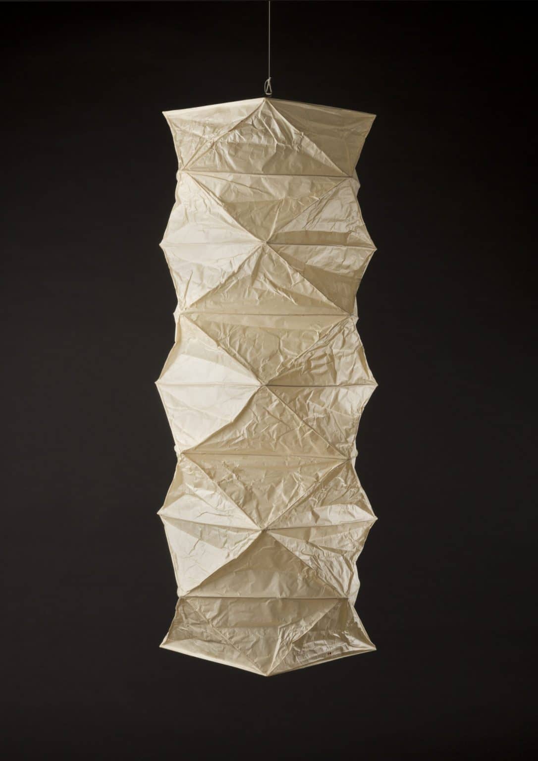 Akari modèle « L4 » par Isamu Noguchi