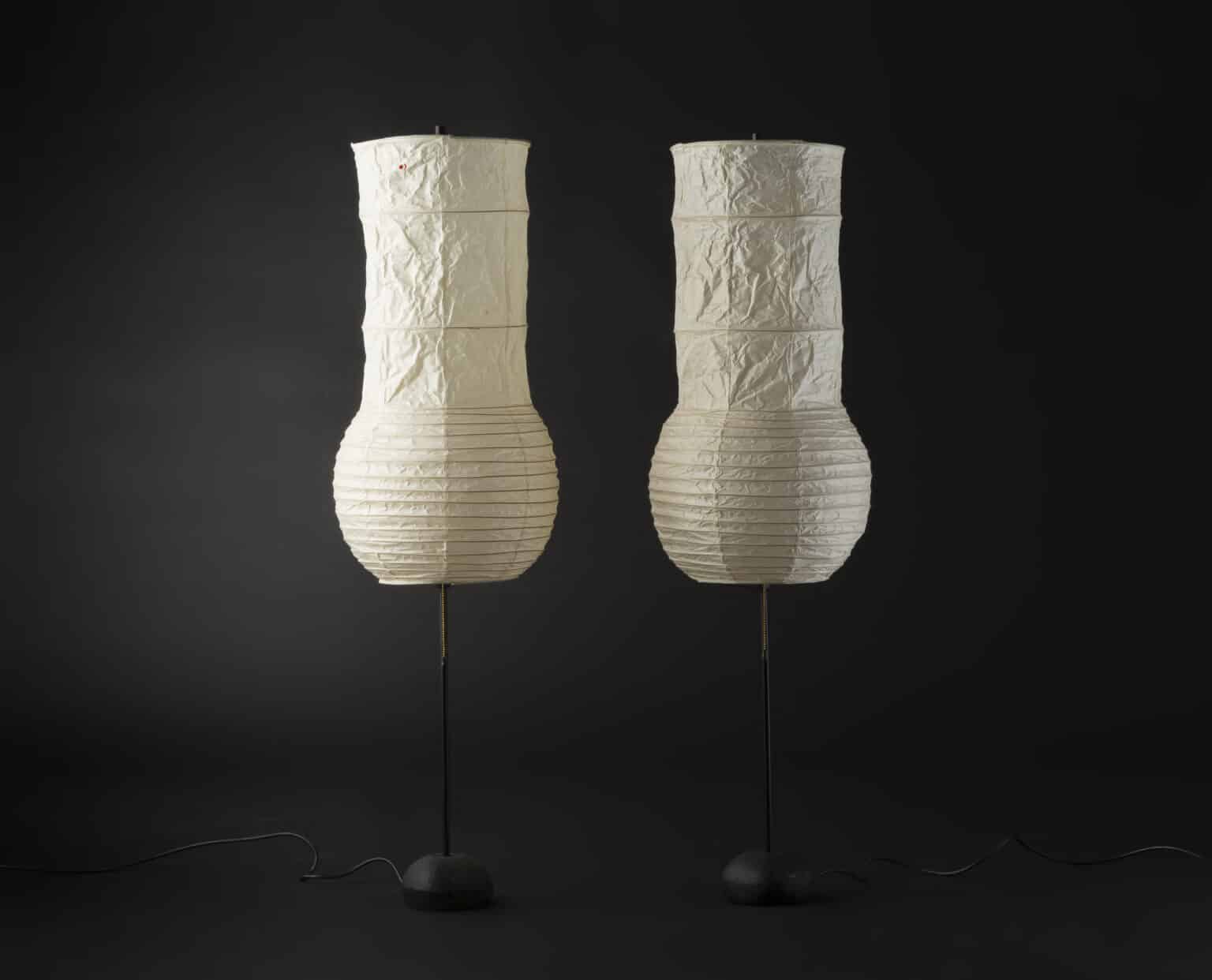 Paire d'akari s1 par isamu noguchi