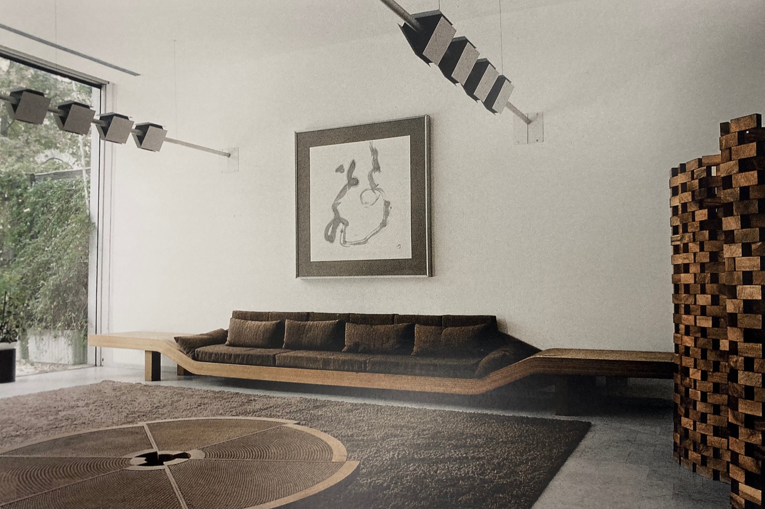 Photographie du salon de la résidence de l’ambassadeur du japon à paris, 1966-1969
