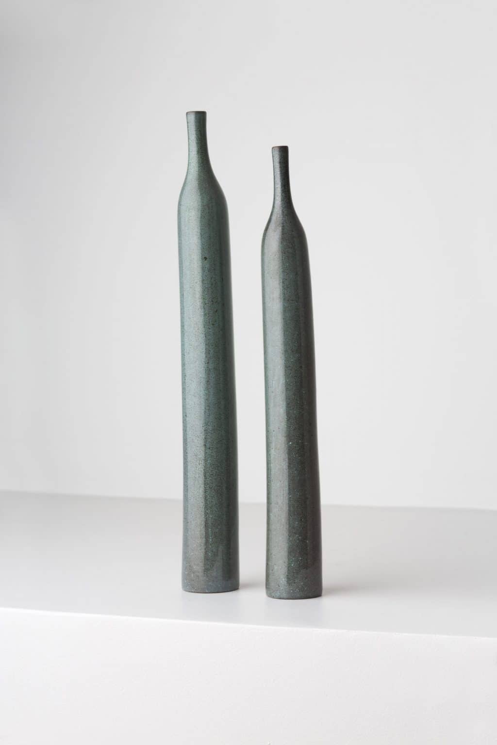 deux-bouteilles-a-nuances-de-bleu-jacques-et-dani-ruelland-3