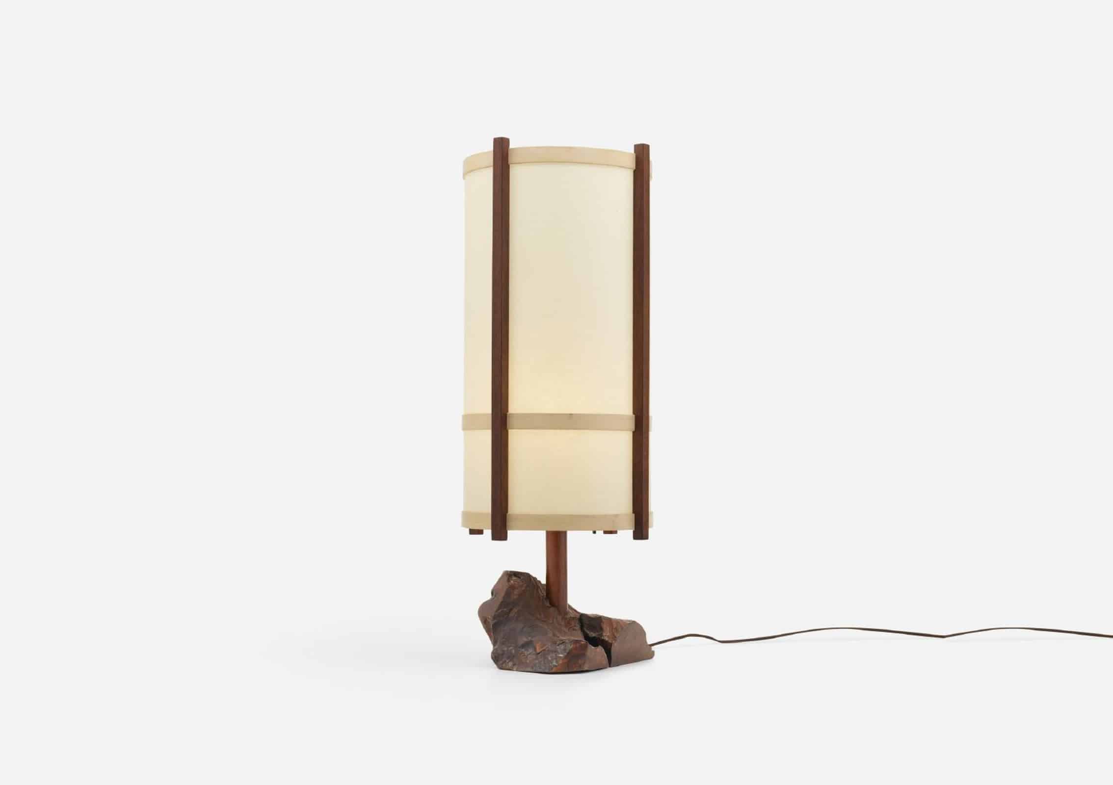 Lampe de parquet par George Nakashima