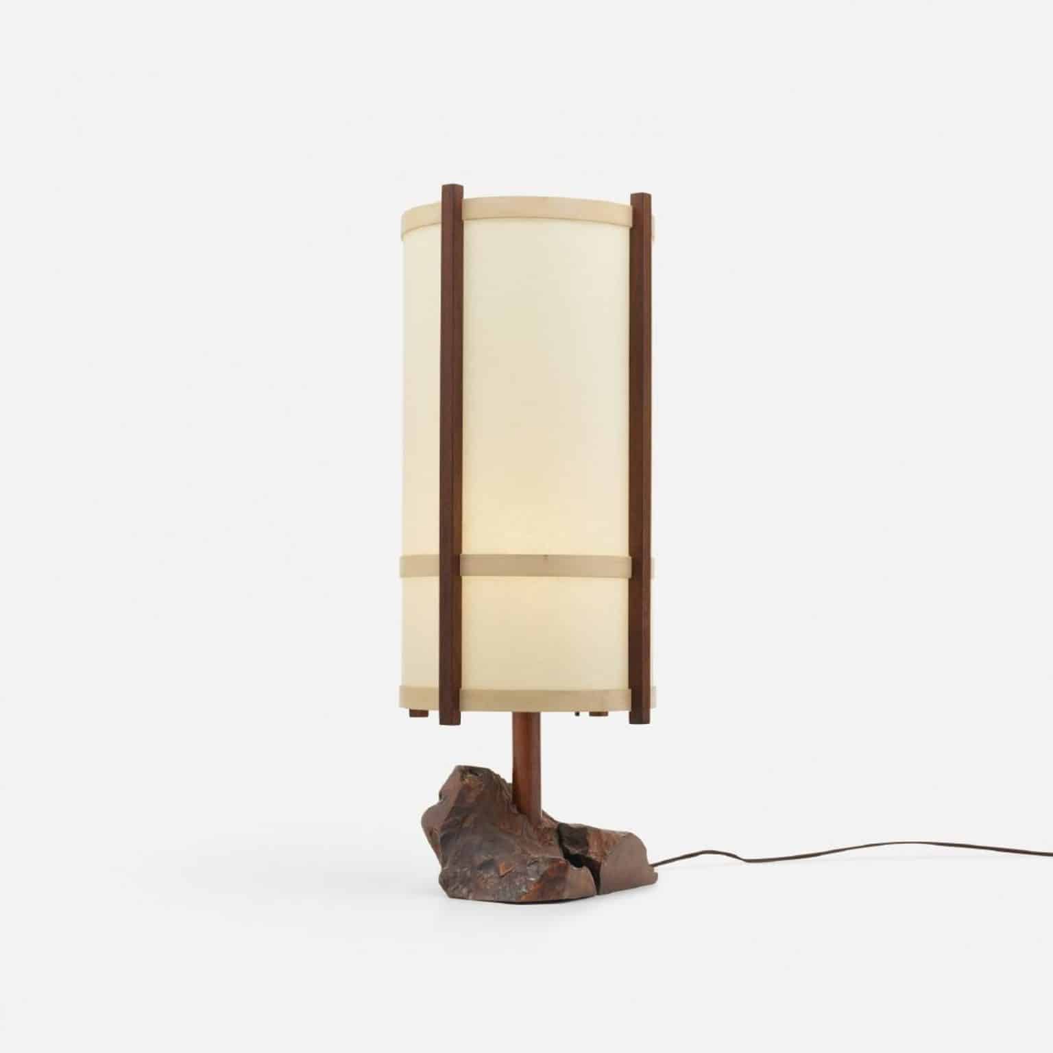 Lampe de parquet par George Nakashima