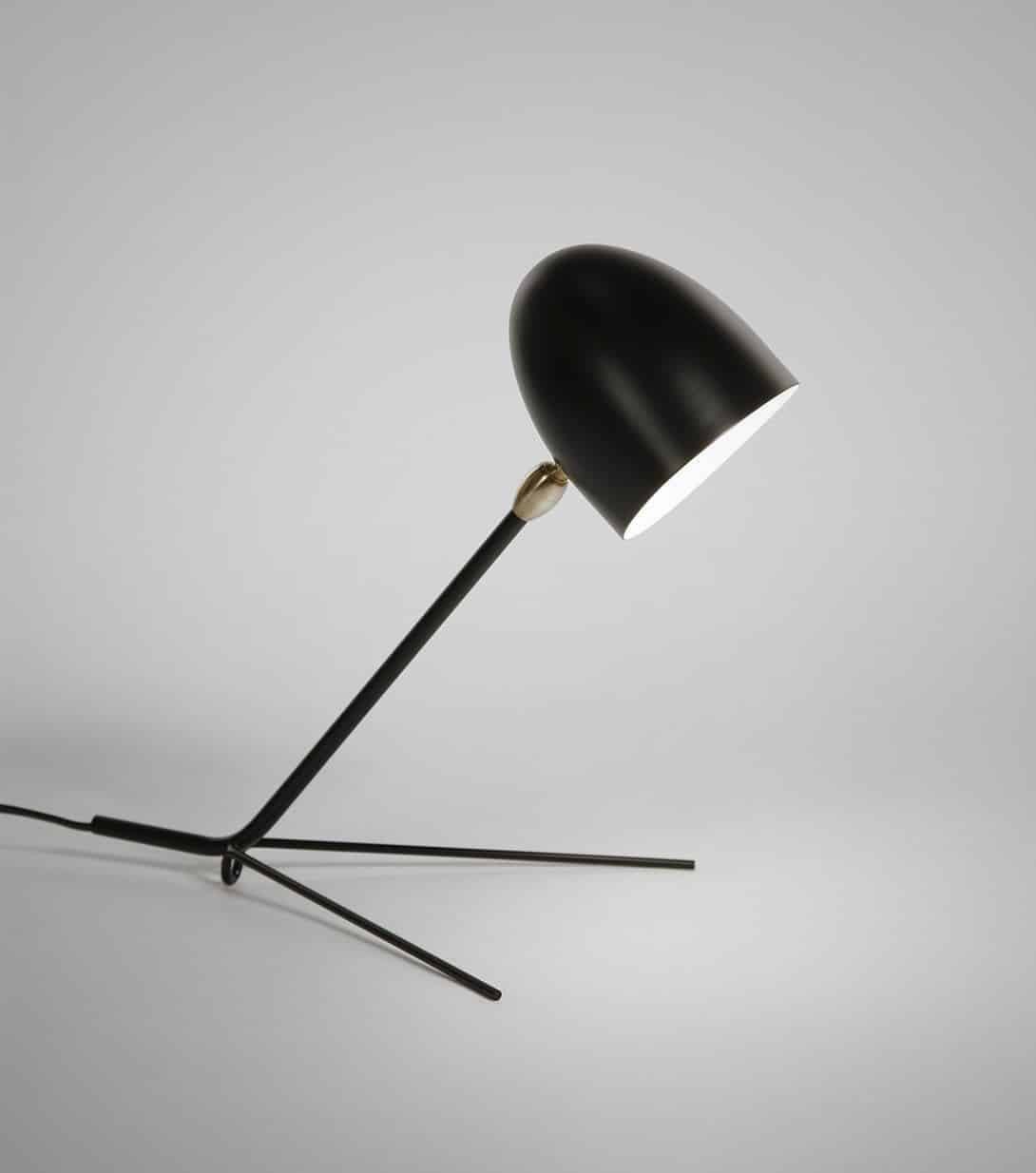 Lampe de table modèle  « Cocotte » par Serge Mouille