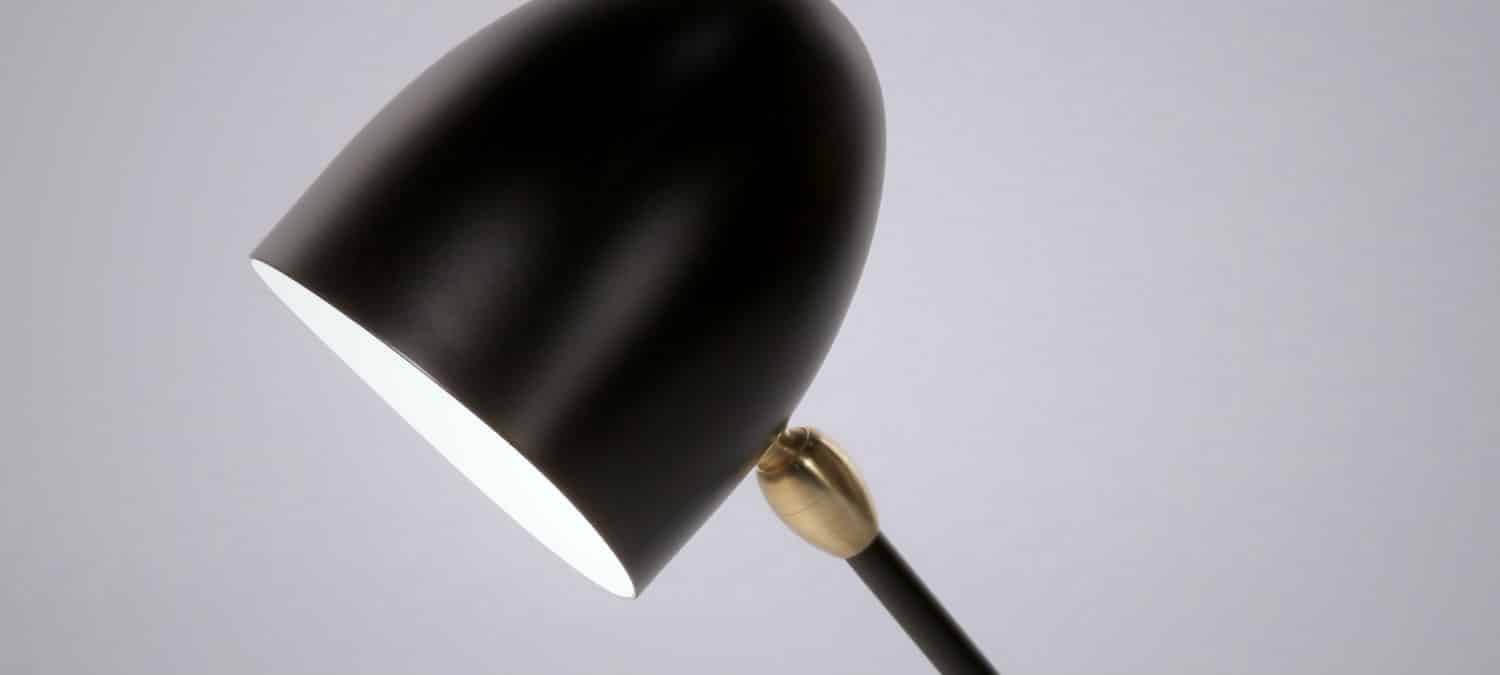 Lampe de table modèle  « Cocotte » par Serge Mouille
