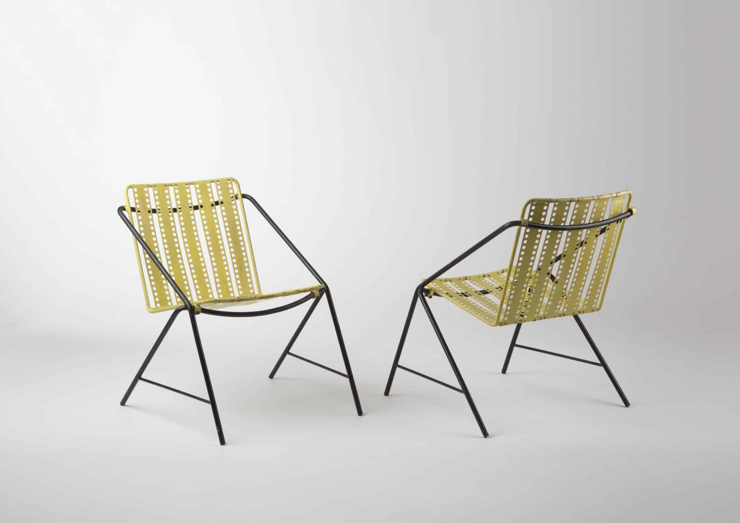Paire de fauteuils modèle « Santiago » par Mathieu Matégot