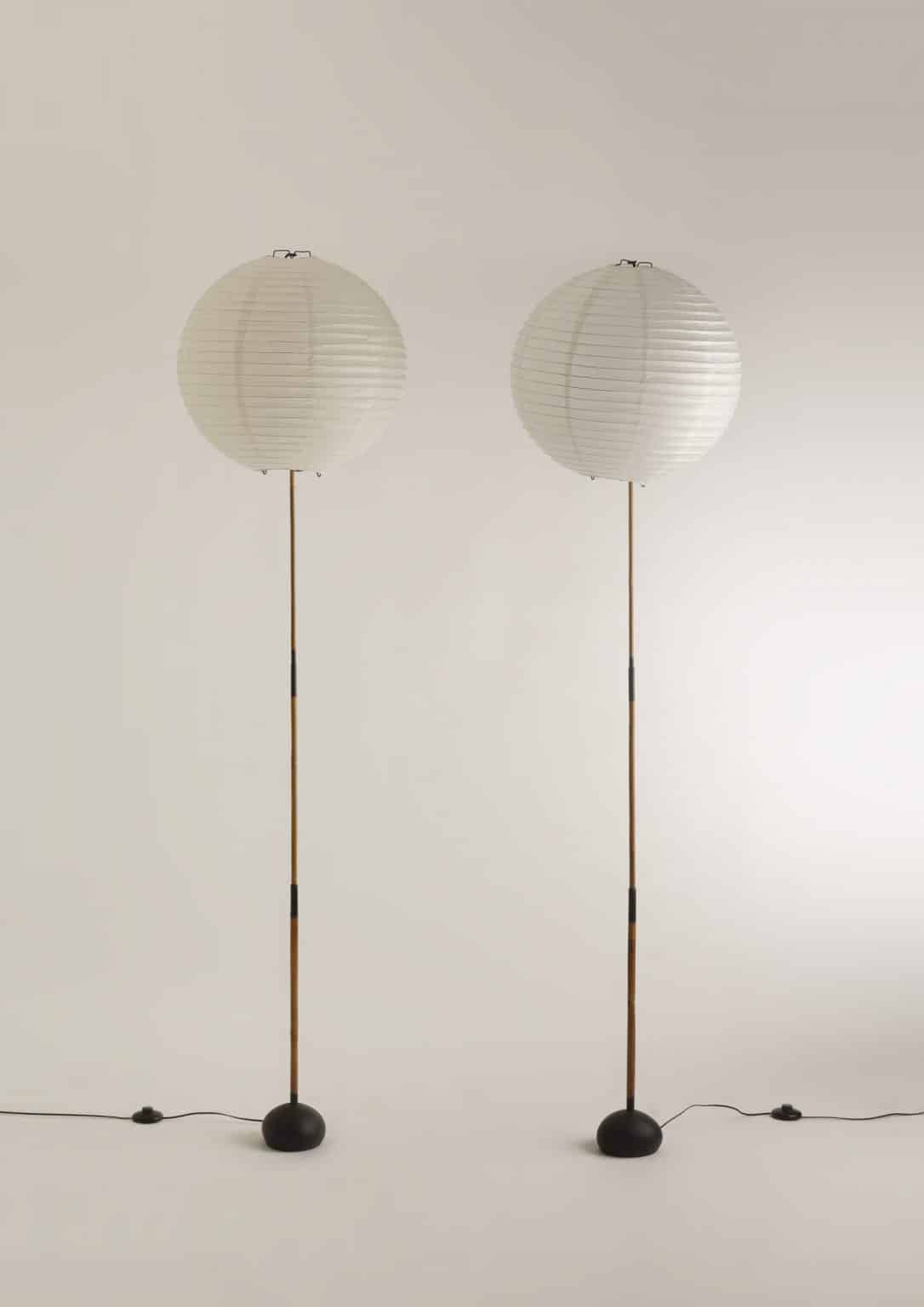 Paire de lampadaires par Travail Moderne