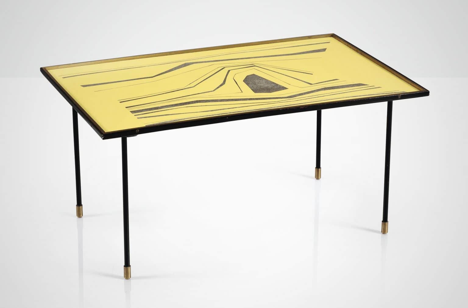 Rare table basse par Mathieu Matégot