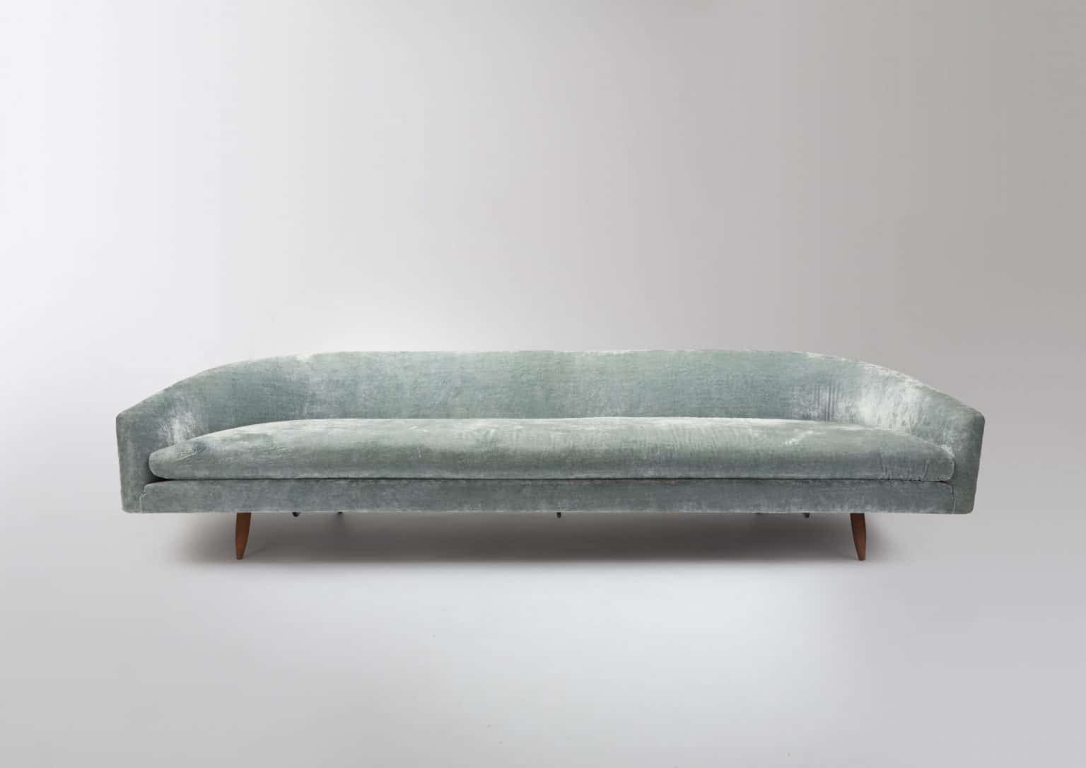 Sofa modèle « Cloud » par Adrian Pearsall
