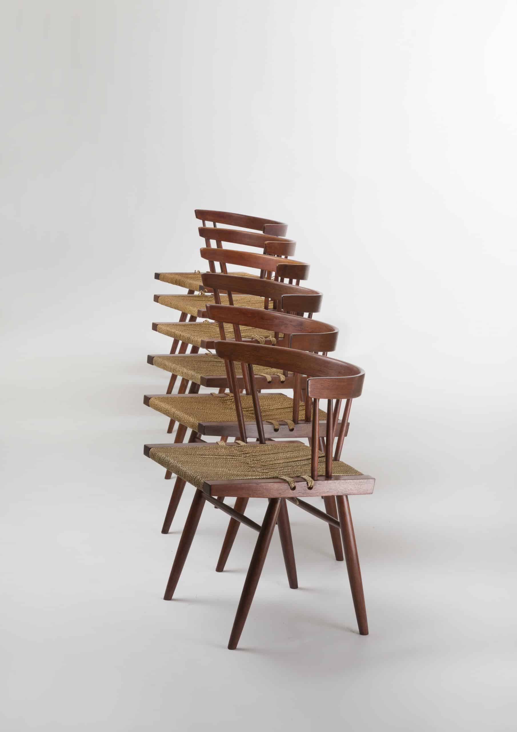 Suite de onze chaises « Grass-Seated » par George Nakashima