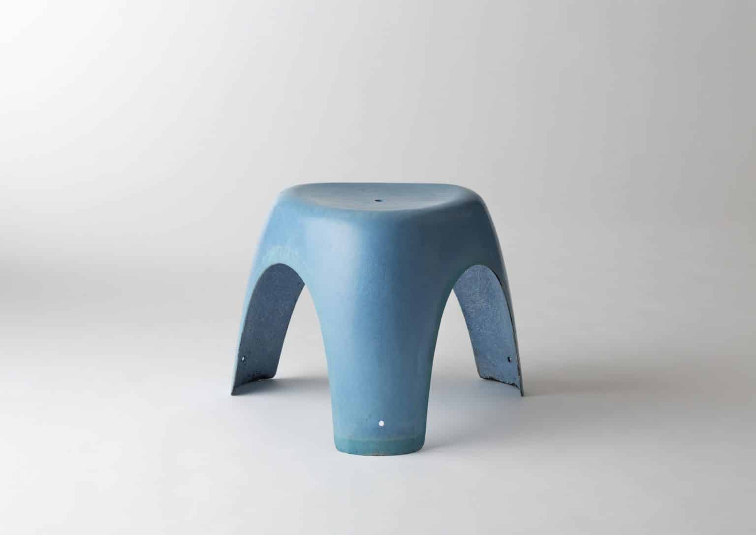 dit « Elephant stool » par Sori Yanagi