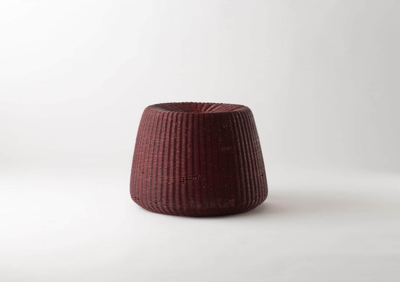 Tabouret modèle « S-304 » par Isamu Kenmochi