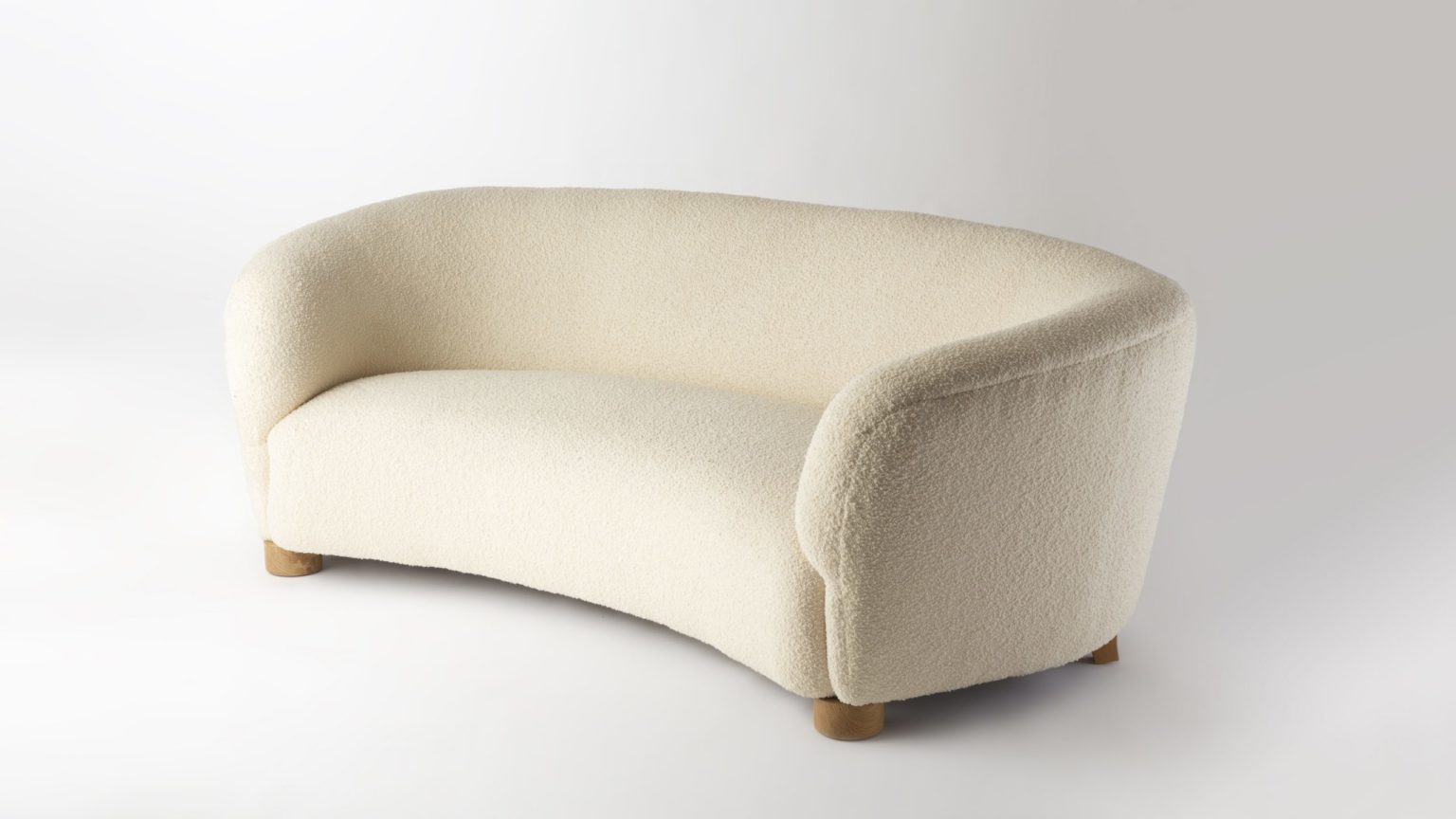 travail-scandinave-sofa-incurve