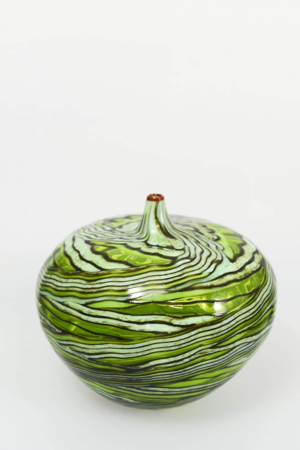 Unique vase vert par Yoichi Ohira